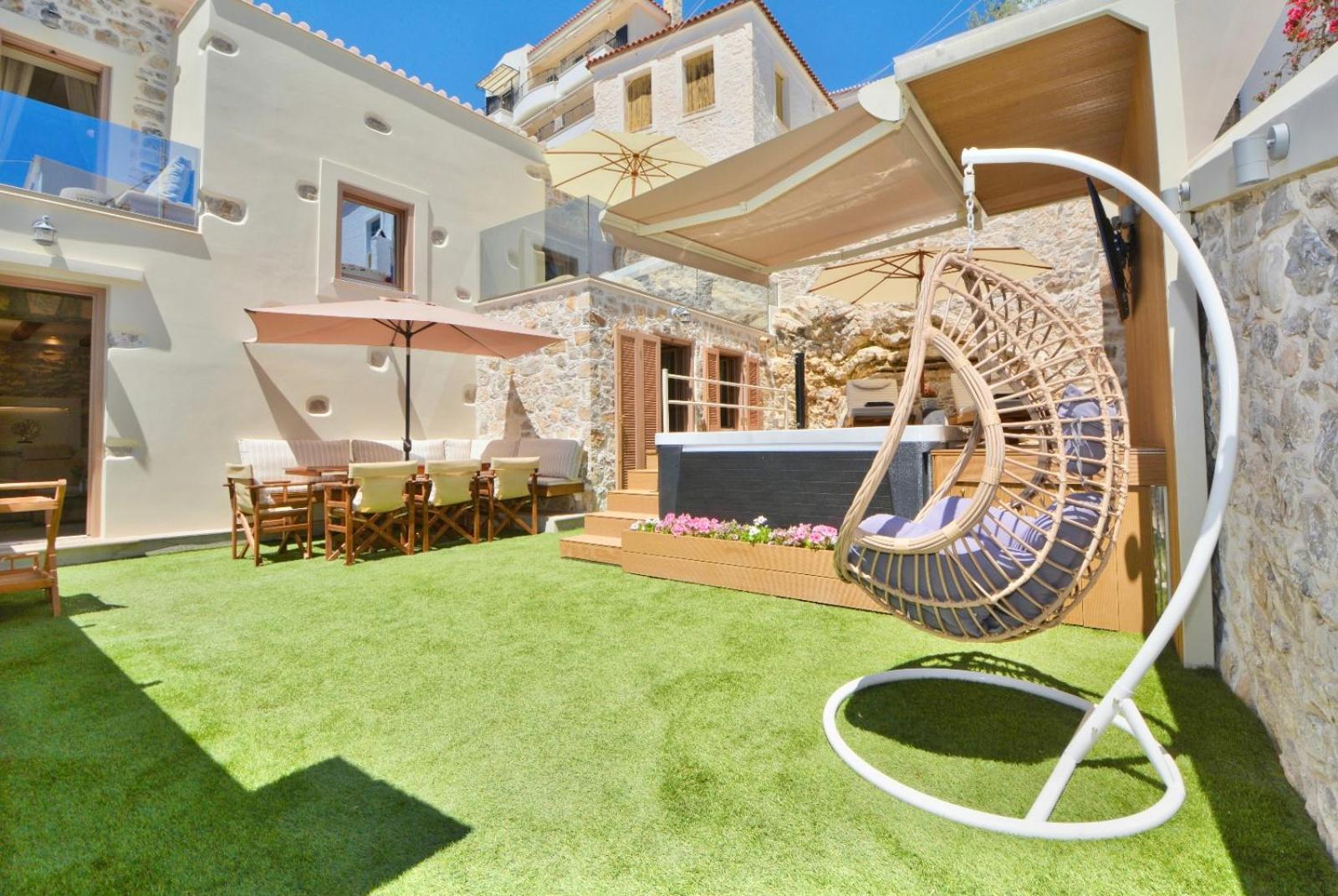Villasonboard Rock Villa 3 Bed, 3 Bath, Jacuzzi, Seaside 에르미오니 외부 사진