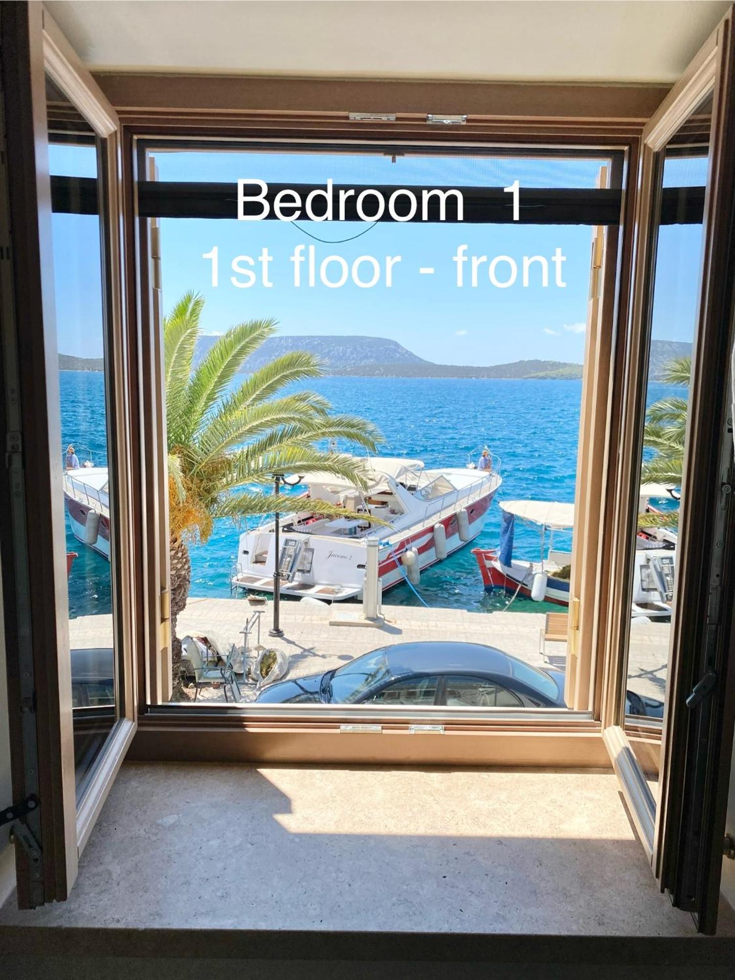 Villasonboard Rock Villa 3 Bed, 3 Bath, Jacuzzi, Seaside 에르미오니 외부 사진