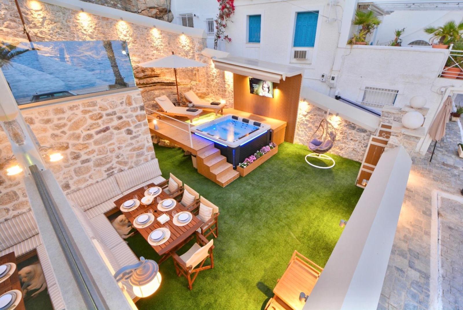 Villasonboard Rock Villa 3 Bed, 3 Bath, Jacuzzi, Seaside 에르미오니 외부 사진